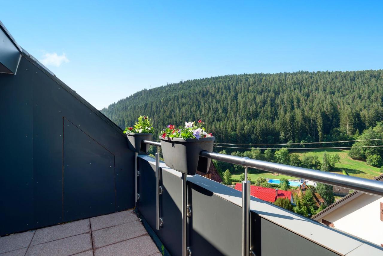Haus Erika Ferienwohnung 2 Bad Teinach-Zavelstein Bagian luar foto