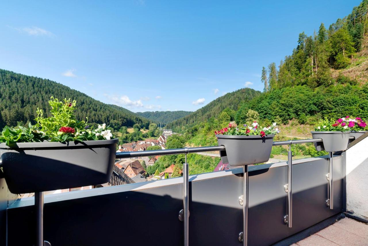 Haus Erika Ferienwohnung 2 Bad Teinach-Zavelstein Bagian luar foto